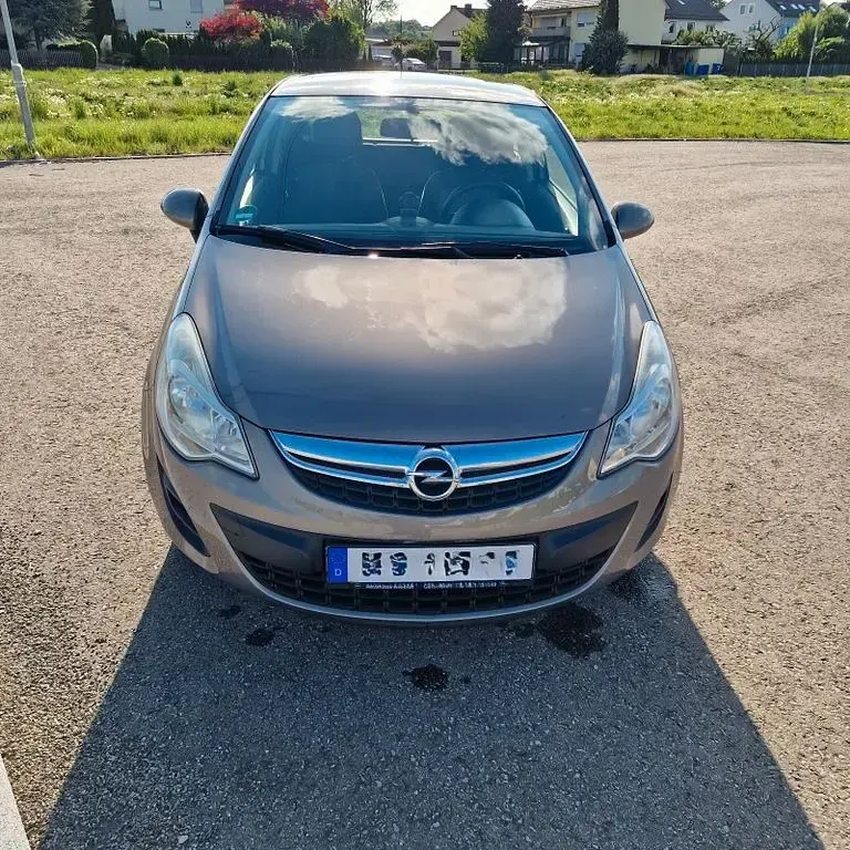 Gebraucht Opel Corsa 69 PS (50 kW) 2013 Braun Kleinwagen