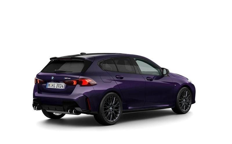 Neu BMW M135 Performance 300 PS (220 kW) 2026 Thundernight Kleinwagen