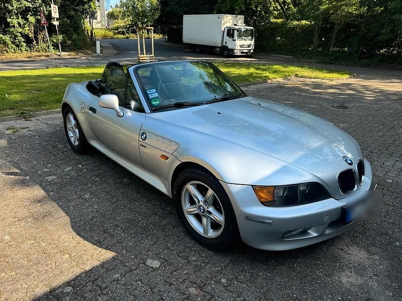 Silber Gebraucht 2002 BMW Z3 Cabrio | 12.950 € (Etwas zu teuer) - Bild 1/4
