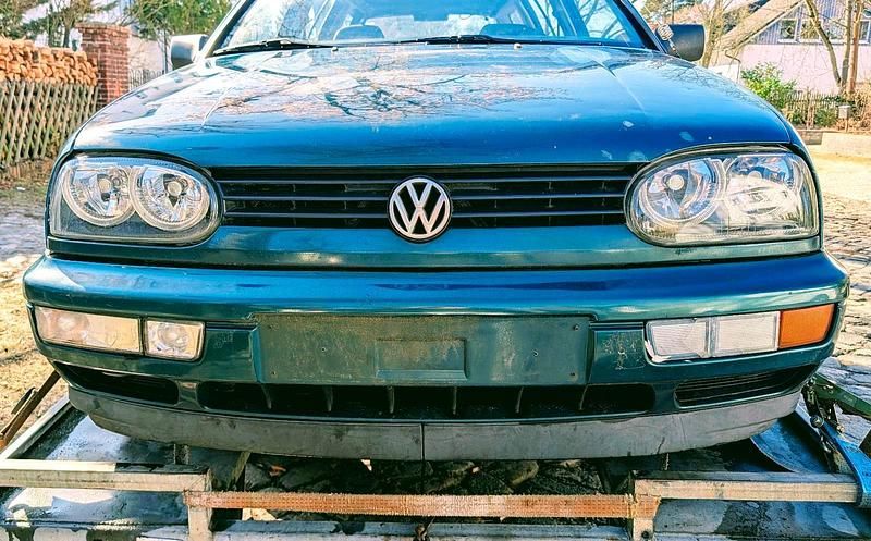 Gebraucht VW Golf III 90 PS (66 kW) 1996 Grün Kombi