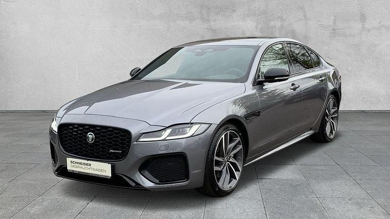 Grau Gebraucht 2024 Jaguar XF R-Dynamic Limousine | 54.750 € (Guter Preis) - Bild 1/4