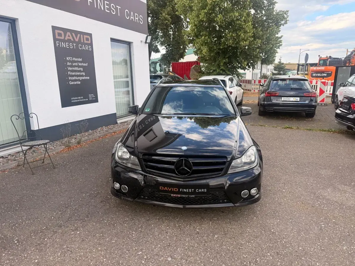 Gebraucht Mercedes C250 AMG line 204 PS (150 kW) 2011 Schwarz Kombi