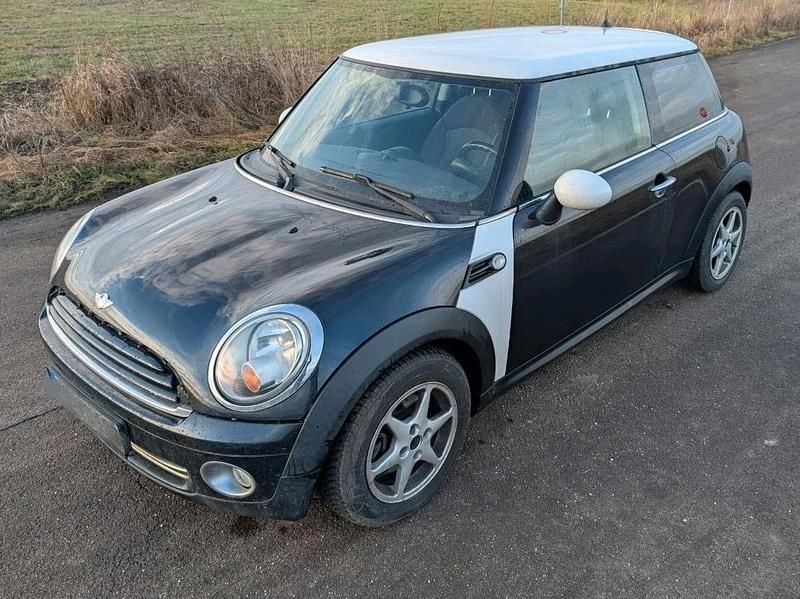 Gebraucht Mini ONE 120 PS (88 kW) 2007 Schwarz Kleinwagen