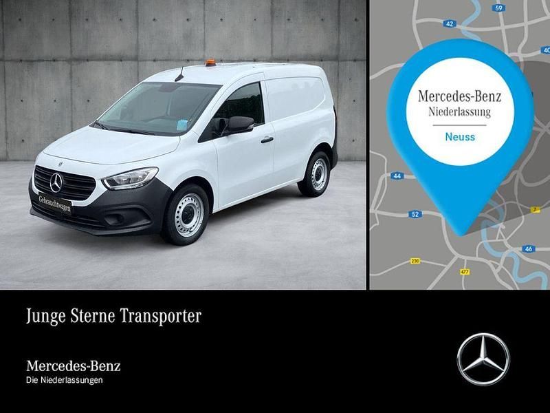 Weiß Gebraucht 2023 Mercedes Citan 110 Van / Kleinbus | 23.776 € (Teuer) - Bild 1/4