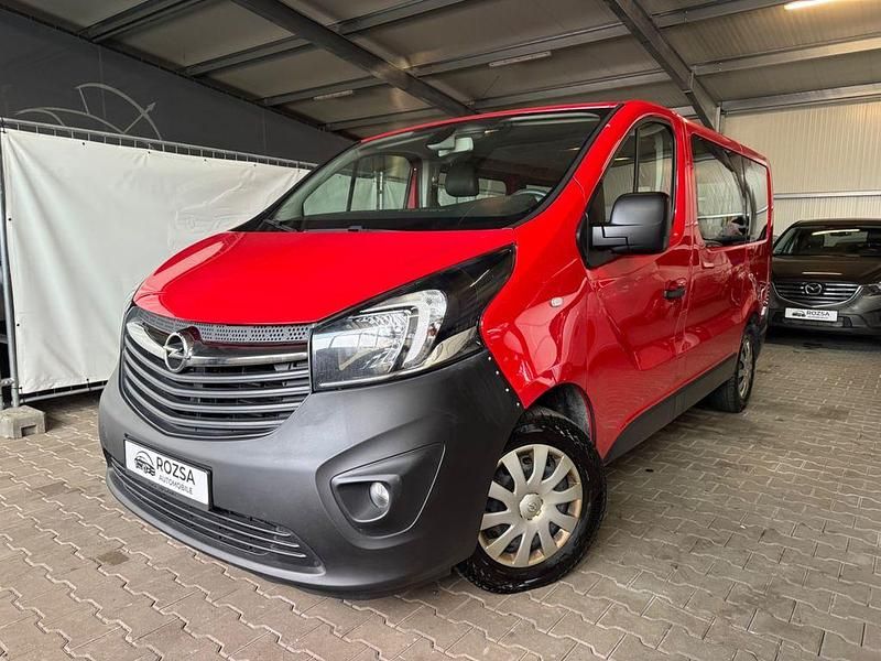 Gebraucht Opel Vivaro 125 PS (91 kW) 2018 Rot Van / Kleinbus