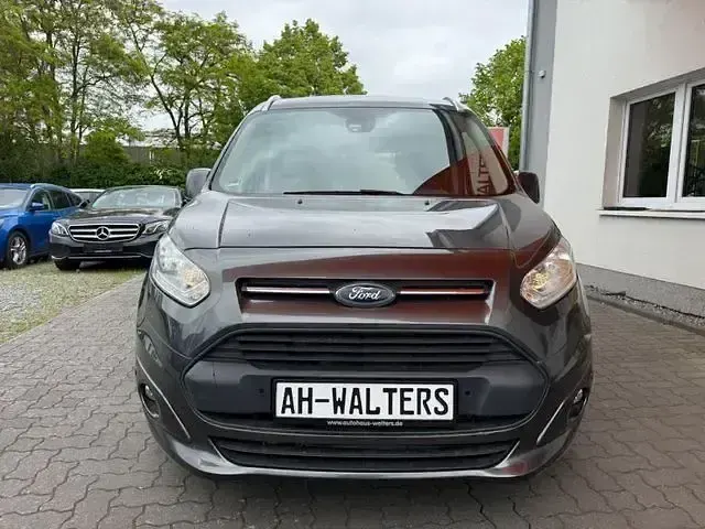 Gebraucht Ford Tourneo Connect Titanium 120 PS (88 kW) 2017 Grau Van / Kleinbus