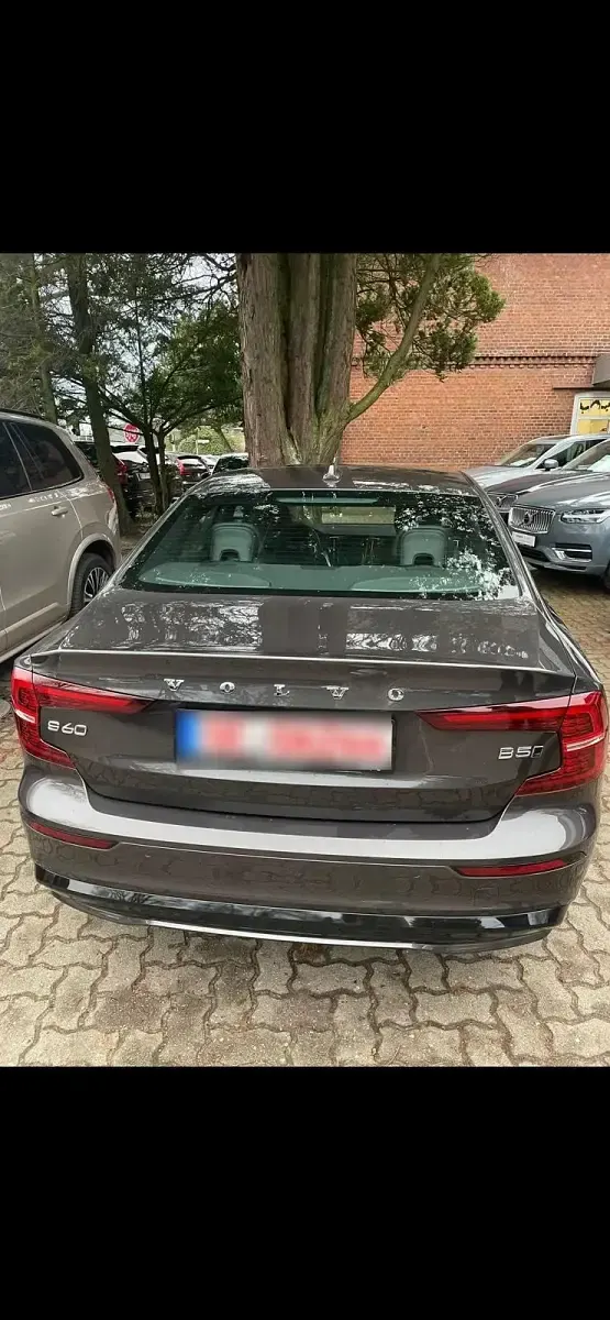 Gebraucht Volvo S60 250 PS (183 kW) 2023 Limousine