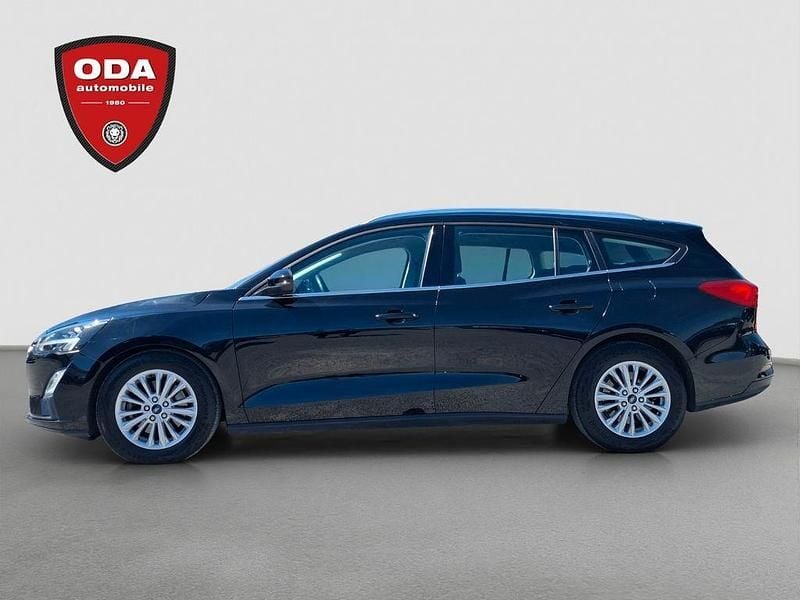 Używany Ford Focus Titanium 120 KM (88 kW) 2020 Czarny Sedan/Limuzyna