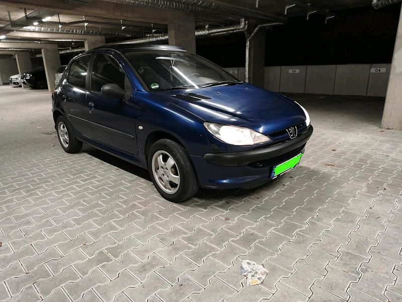 Blau Gebraucht 2003 Peugeot 206 Kleinwagen | 1.150 € (Fairer Preis) - Bild 1/4