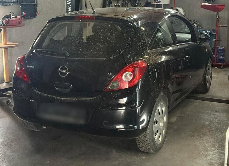 Gebraucht Opel Corsa 80 PS (58 kW) 2008 Schwarz Kleinwagen