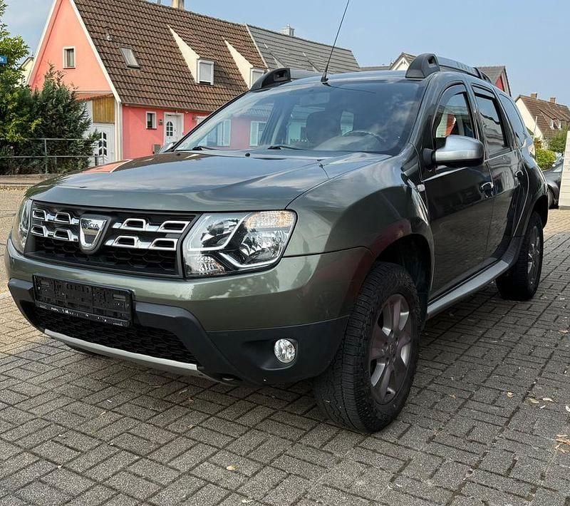 Braun Gebraucht 2015 Dacia Duster Prestige SUV | 7.999 € (Fairer Preis) - Bild 1/4