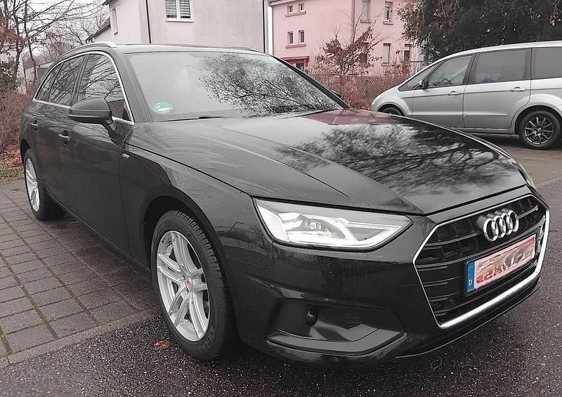 Schwarz Gebraucht 2020 Audi A4 Sport Kombi | 17.900 € (Superpreis) - Bild 1/4