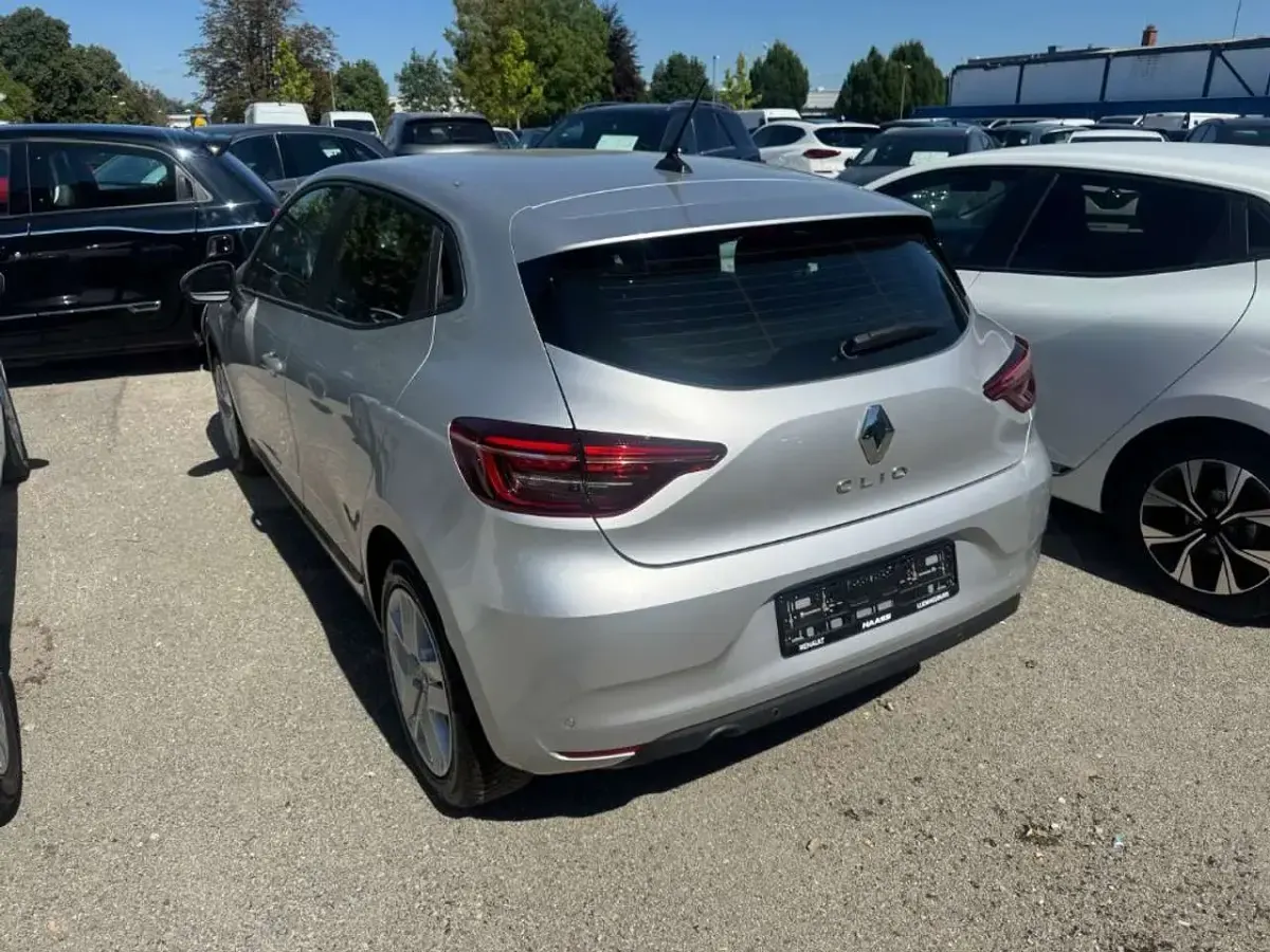 Gebraucht Renault Clio Equilibre 91 PS (66 kW) 2022 Gris platine Kleinwagen