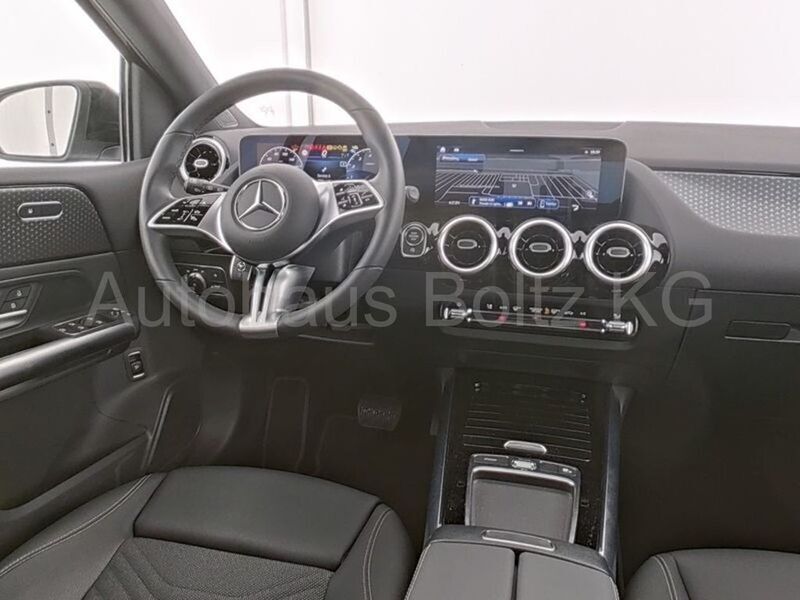 Gebraucht Mercedes B200 Progressive 163 PS (119 kW) 2023 Nachtschwarz Van / Kleinbus