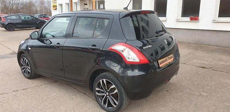 Gebraucht Suzuki Swift Comfort 94 PS (69 kW) 2017 Schwarz Kleinwagen