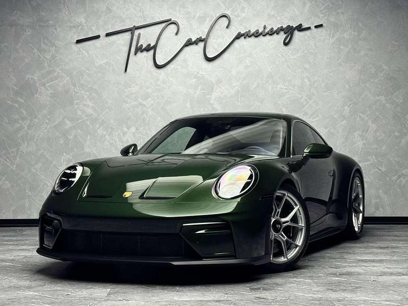 Oakgrünmetallic neo Gebraucht 2025 Porsche 911 GT3 Coupé | 227.400 € - Bild 1/4