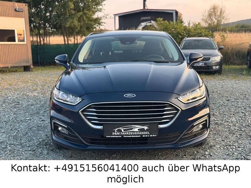 Blau Gebraucht 2020 Ford Mondeo Titanium Limousine | 14.950 € (Fairer Preis) - Bild 1/4