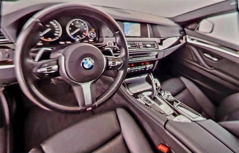 Grau Gebraucht 2016 BMW 530 M Sport Kombi | 20.000 € (Superpreis) - Bild 1/4