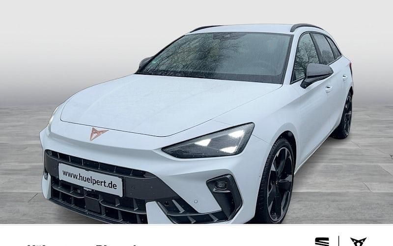 Nevada weiss Gebraucht 2025 Cupra Leon Kombi | 30.977 € (Superpreis) - Bild 1/4