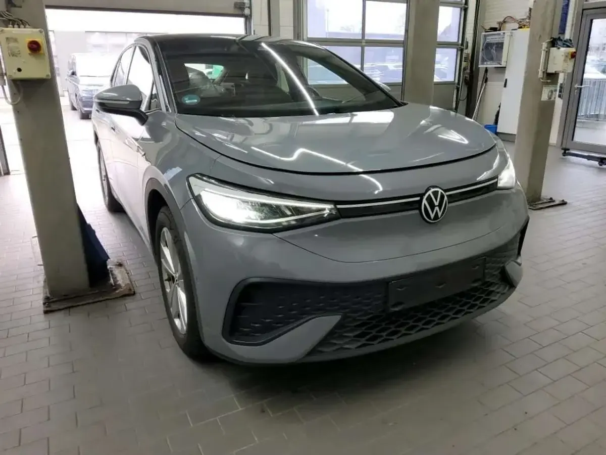 Gebraucht VW ID.5 Pro Performance 150 kW (204 PS) 2023 Grau SUV