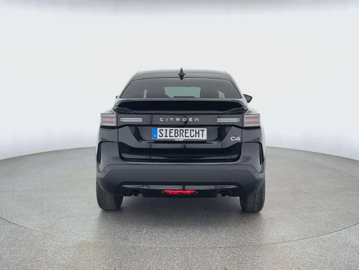 Neu Citroën C4 136 PS (100 kW) 2026 Schwarz SUV