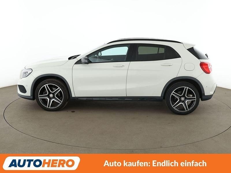 Gebraucht Mercedes GLA220 Style 170 PS (125 kW) 2016 Weiß SUV