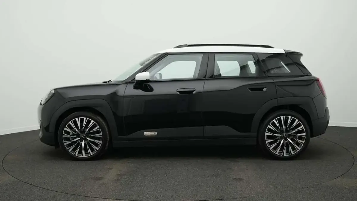 Gebraucht Mini Aceman Classic 160 kW (218 PS) 2025 Schwarz SUV