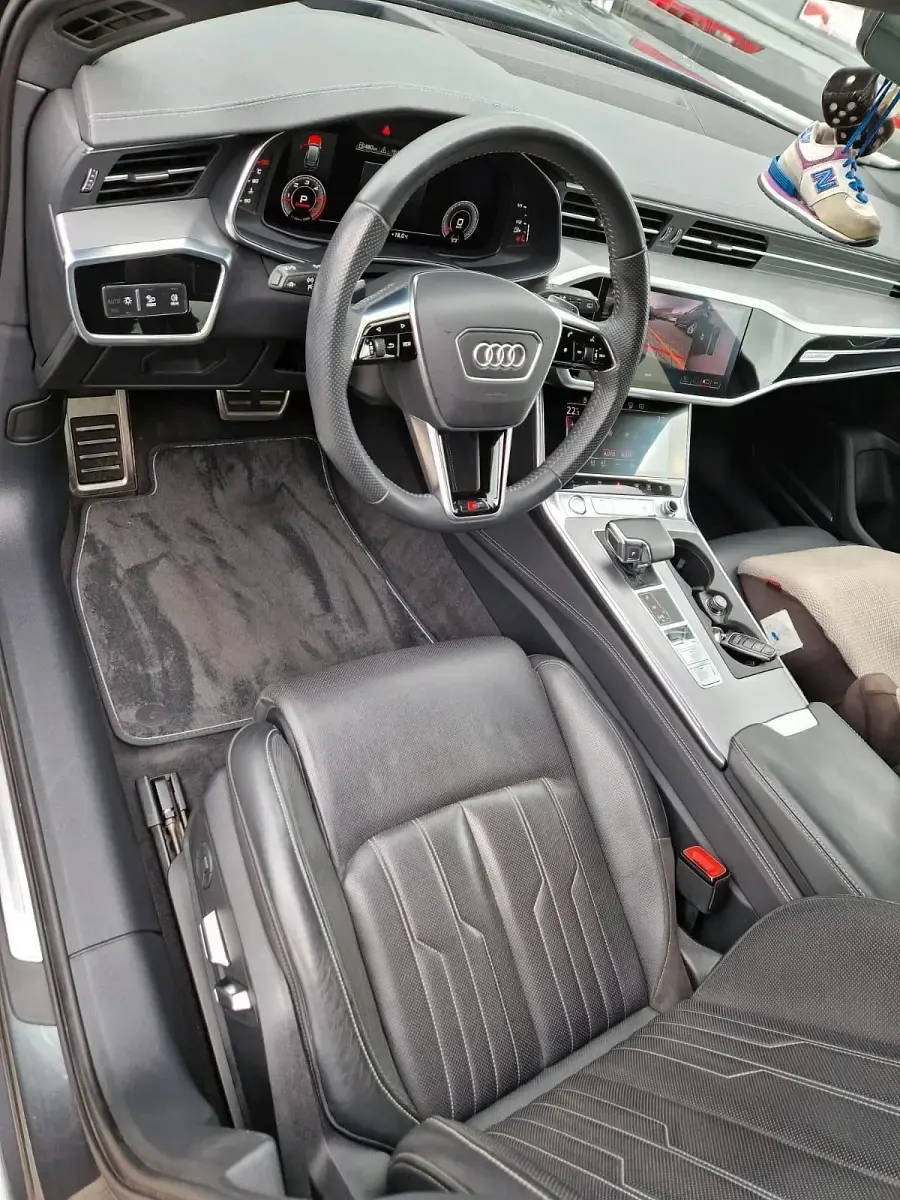 Gebraucht Audi A6 Ambiente 286 PS (210 kW) 2018 Grau Kombi