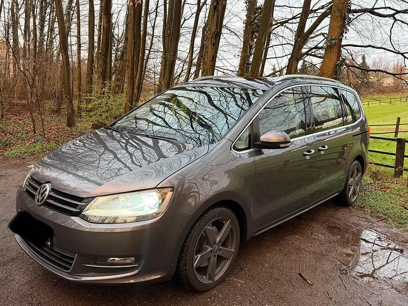 Usata VW Sharan 184 CV (135 kW) 2016 Grigio Monovolume