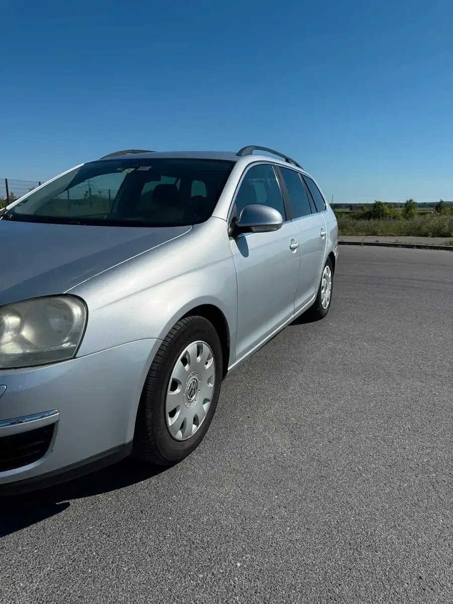 Gebraucht VW Golf V Comfortline 105 PS (77 kW) 2008 Grau Kombi