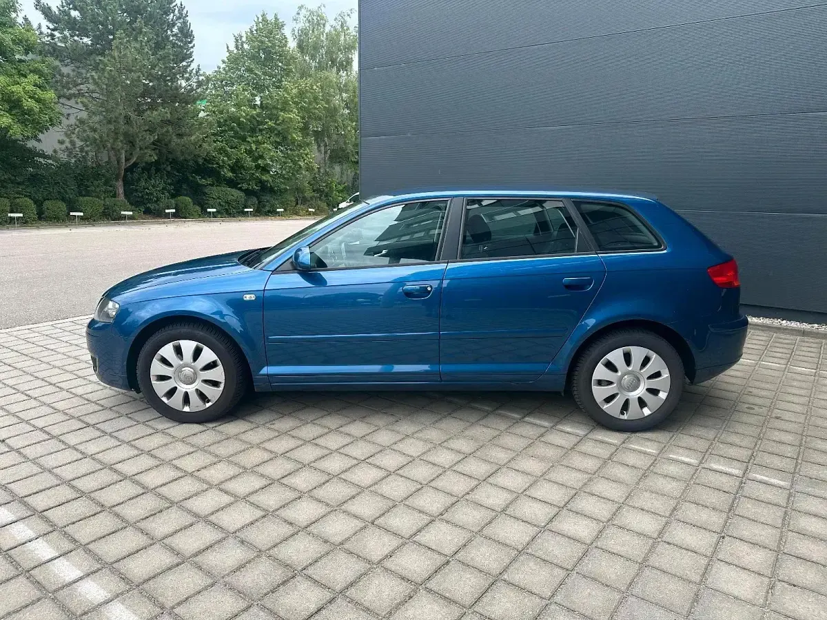 Gebraucht Audi A3 105 PS (77 kW) 2007 Blau Kleinwagen