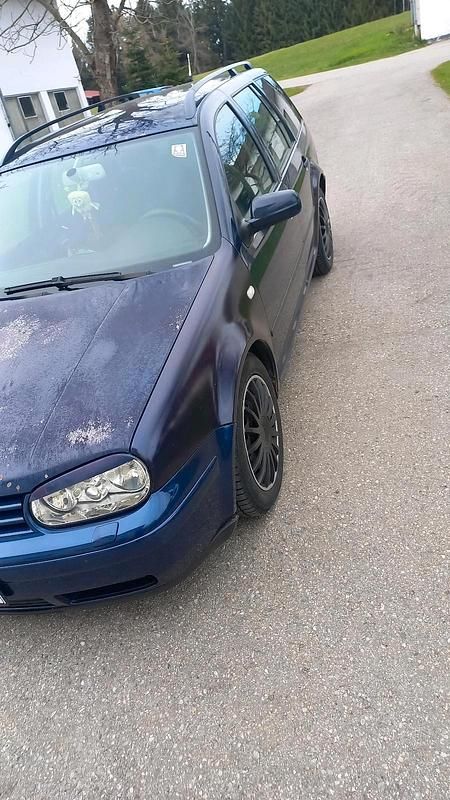 Gebraucht VW Golf IV 131 PS (96 kW) 2004 Blau Kombi
