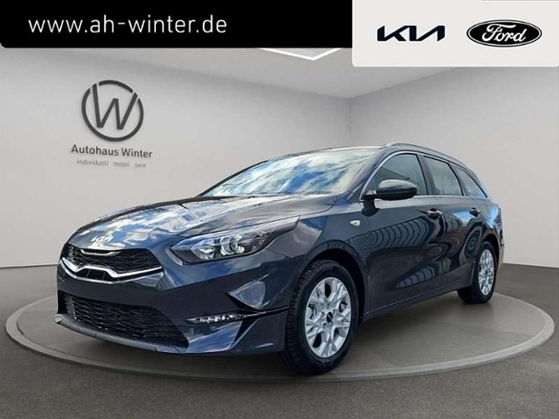 Grau Gebraucht 2024 Kia Ceed Sportswagon Vision Kombi | 21.895 € (Fairer Preis) - Bild 1/4