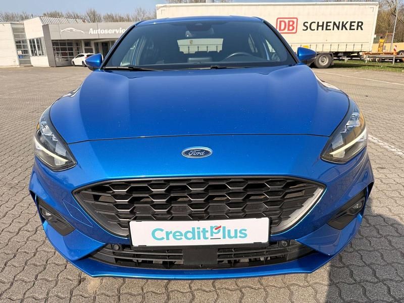 Second-hand Ford Focus ST-Line 120 CP (88 kW) 2020 Albastru Berlinǎ