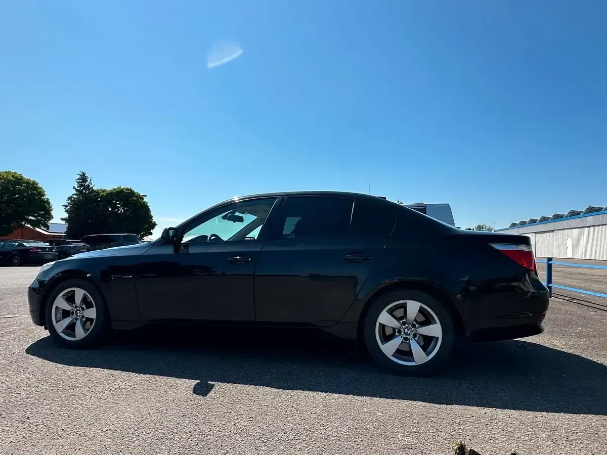 Gebraucht BMW 530 231 PS (169 kW) 2004 Schwarz Limousine
