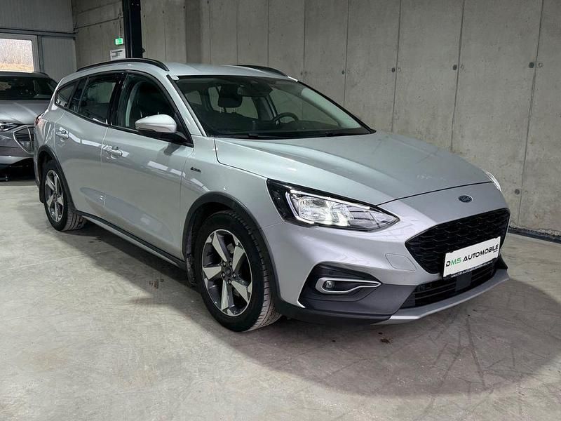 Usata Ford Focus Active 120 CV (88 kW) 2021 Argento Berlina