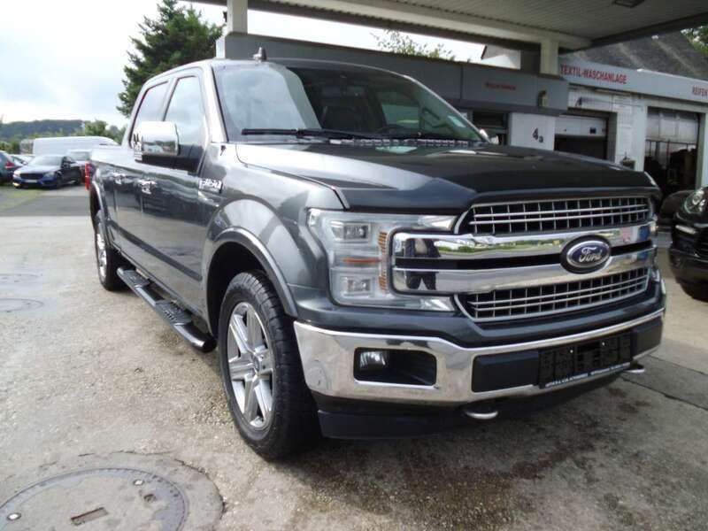Grau Gebraucht 2019 Ford F-150 Lariat Abholung | 47.900 € (Etwas zu teuer) - Bild 1/4