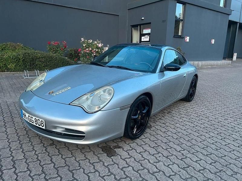 Silber Gebraucht 2002 Porsche 911 Carrera Coupé | 29.900 € (Fairer Preis) - Bild 1/4