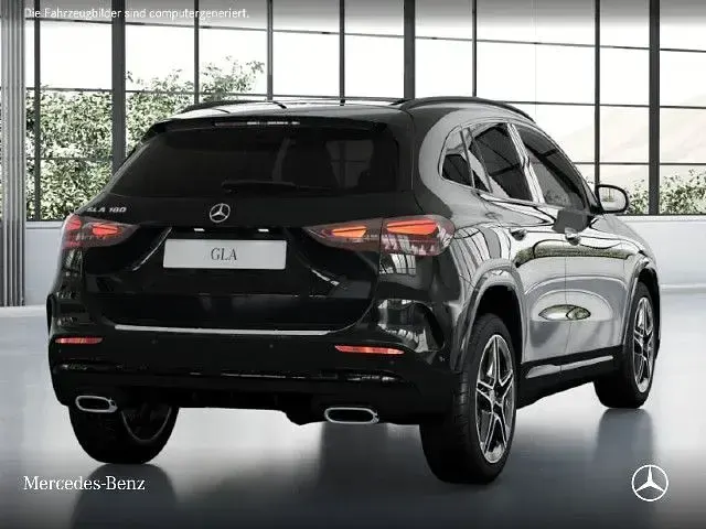 Gebraucht Mercedes GLA180 136 PS (100 kW) 2026 SUV