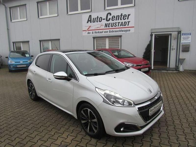 Weiß Gebraucht 2019 Peugeot 208 Allure Kleinwagen | 12.750 € (Etwas zu teuer) - Bild 1/4