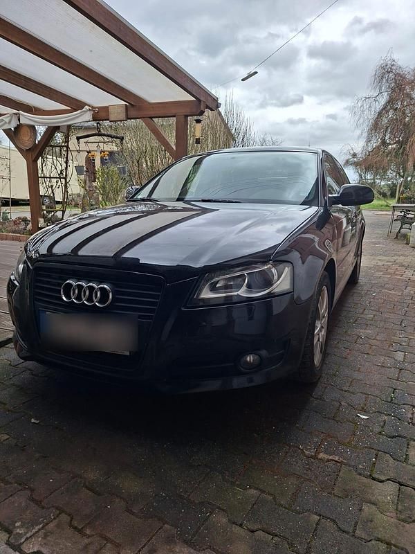 Gebraucht Audi A3 Sportback 140 PS (102 kW) 2011 Schwarz Kleinwagen