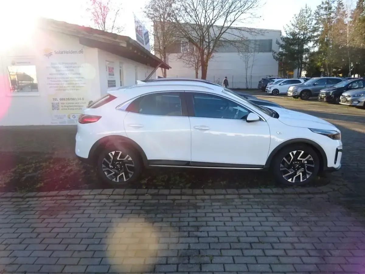 Neu Kia XCeed Comfort 150 PS (110 kW) 2025 Weiß SUV