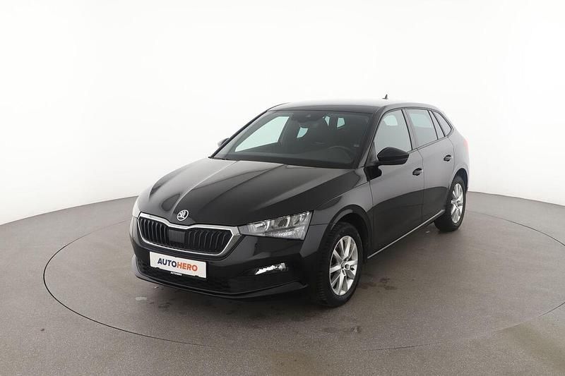 Schwarz Gebraucht 2019 Skoda Scala Ambition Kleinwagen | 15.560 € (Fairer Preis) - Bild 1/3
