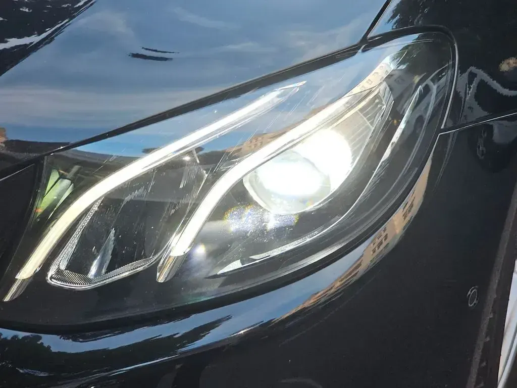 Gebraucht Mercedes E350 AMG line 286 PS (210 kW) 2018 Schwarz Limousine