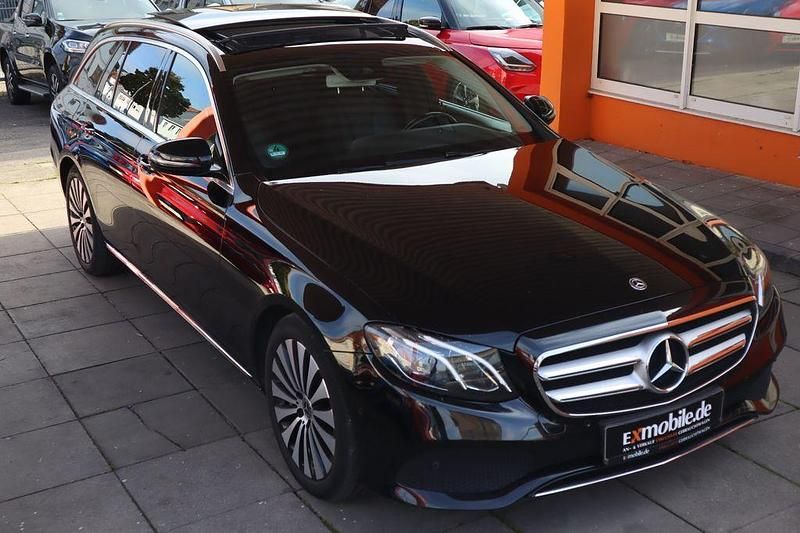 Gebraucht Mercedes E350 258 PS (189 kW) 2018 Schwarz Limousine