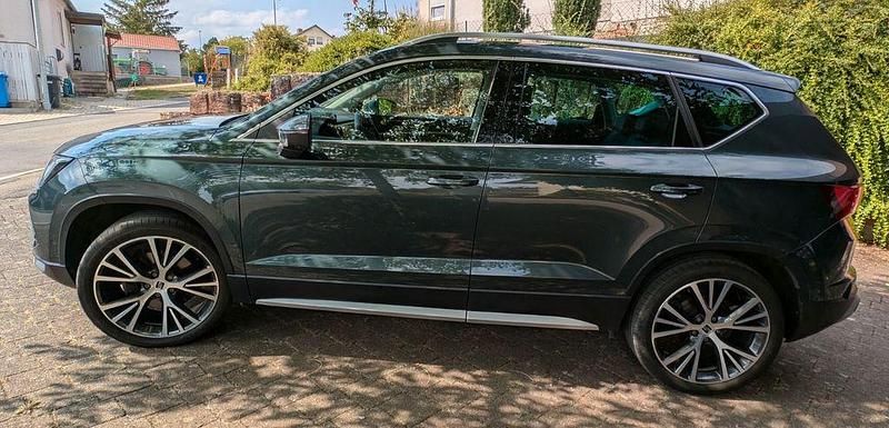 Gebraucht Seat Ateca 4Drive 150 PS (110 kW) 2020 Grün SUV
