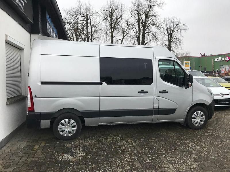 Gebraucht Opel Movano 136 PS (100 kW) 2021 Silber Van