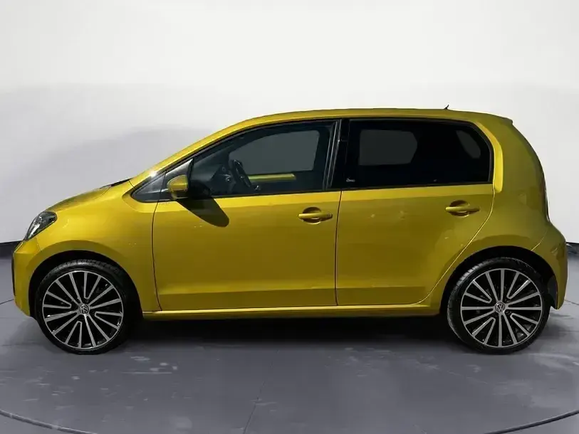 Usado VW up! Sound 60 CV (44 kW) 2017 Amarillo Utilitario