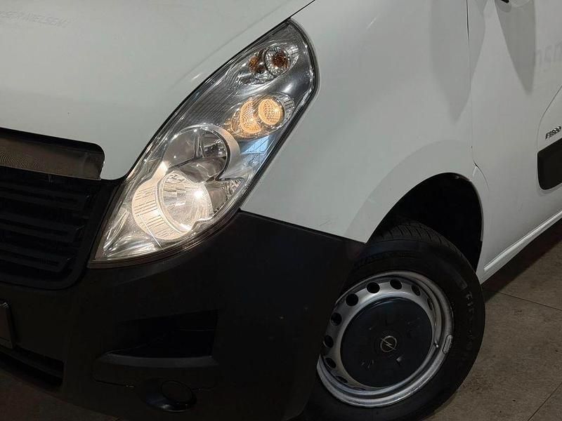 Gebraucht Opel Movano 136 PS (100 kW) 2015 Weiß Van / Kleinbus