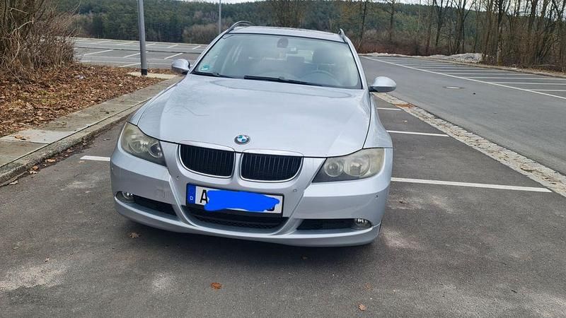 Gebraucht BMW 320 163 PS (119 kW) 2007 Silber Kombi